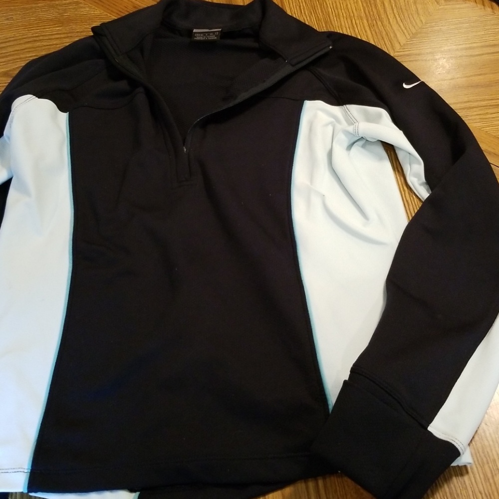 3/4 zip Nike top